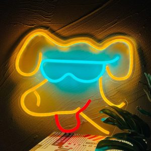 1 pc Cute Glasses Dog LED Neon Sign, Ambient Wall Decoration Neon Sign for Pet Shops, Home, Parties, Living Room, Bars, Clubs, Game Rooms, as Birthday, Holiday Gifts, Bedroom and Home Wall Decor, USB Powered Illuminated Sign Hanging Unit, 5V USB Power Supply