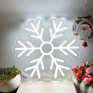 1 pc Christmas Snowflake Wall Neon Sign Decoration, Dimmable LED Christmas Atmosphere Wall Decor Neon Sign, Perfect for Christmas Parties, Bedrooms, Birthday Parties, Bars, Shops, Game Rooms, Clubs, Rooms, Friends Gatherings Wall Decor, Top Choice as a Gift for Friends' Birthdays or Christmas, USB-powered illuminated sign hanging kit, 5V USB power supply