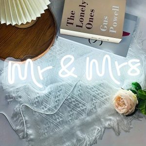 1 pc Mr & Mrs LED Neon Sign, Wall Decor Neon Illuminated Sign for Weddings, Anniversary Parties, Living Rooms, Engagements, Bedrooms and Home Wall Decor Neon Signs, 5 V USB Power Supply