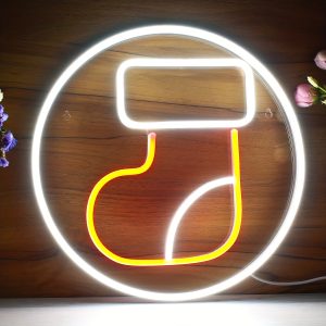 1 pc Christmas Stocking Wall Neon Decoration, Dimmable LED Christmas Ambiance Wall Decoration Neon Sign, perfect for Christmas parties, bedrooms, birthday parties, pubs, shops, games rooms, clubs, rooms, friends party wall decorations, as a friend's family birthday, Christmas gift preferred, USB powered light up sign hanging device, 5V USB power supply