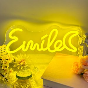 Custom crescent and name neon lights, personalised LED neon lights for events, restaurants, bars, bedrooms, living rooms and home decor, unique and ideal gifts for birthdays, weddings, graduations and more!