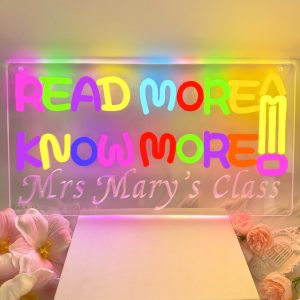 Custom read more, learn more and name neon signs, personalised LED neon lights for bookshops, events, parties, classrooms, living rooms and home decor, ideal for unique gifts for birthdays, libraries, classrooms, housewarmings and more!